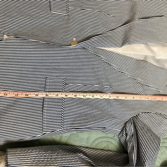 Like New Anne Klein Seersucker Blazer - Picture 9 of 10